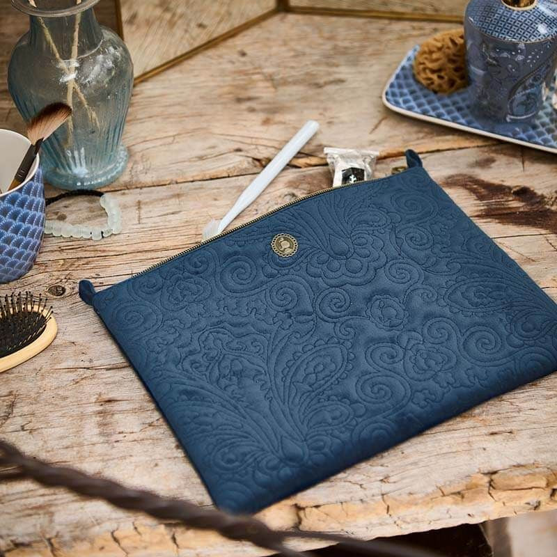 Cosmetic Flat Pouch / Large / Velvet Quilted / MOQ 1