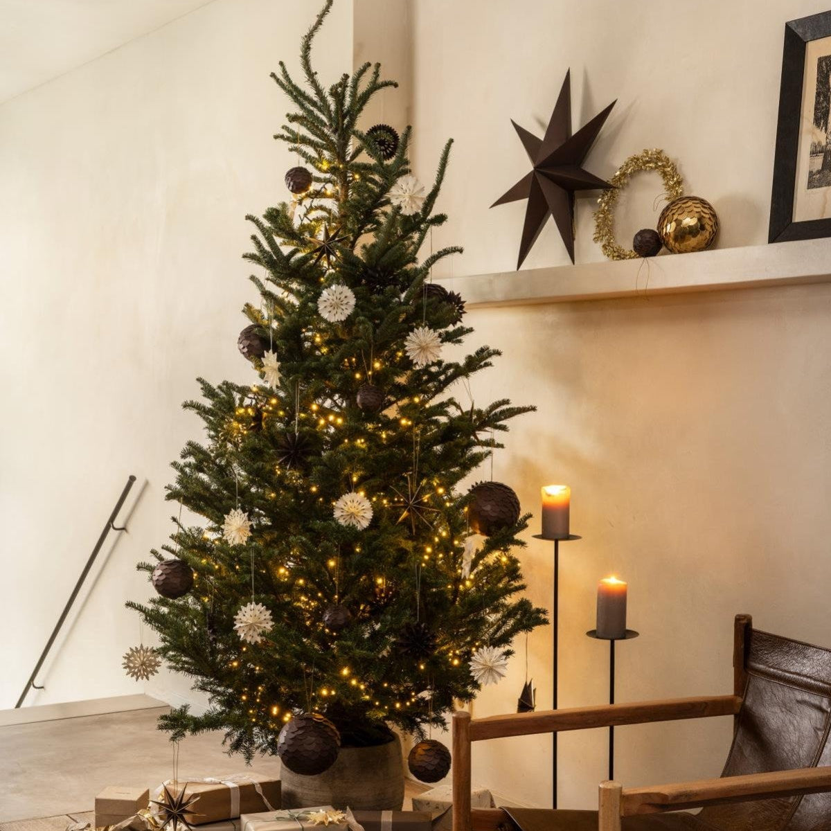 vtwonen / Christmas Star Paper  / Dark Brown / MOQ 5