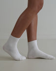Ribbed / Cotton Socks / White