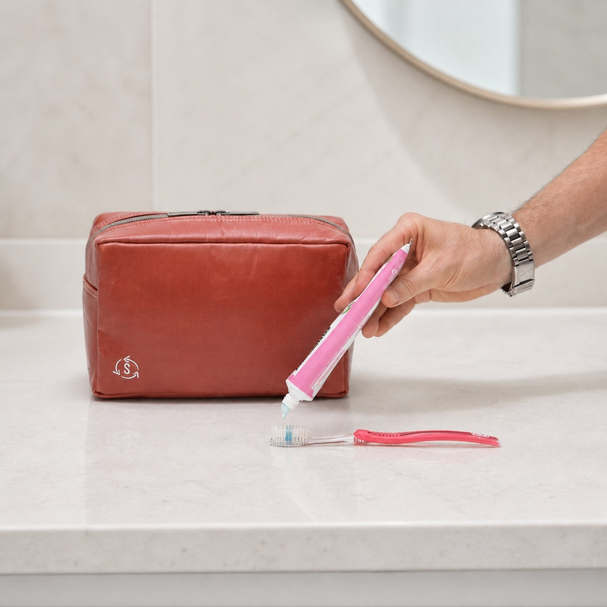 IKI / Refresh Wash Bag