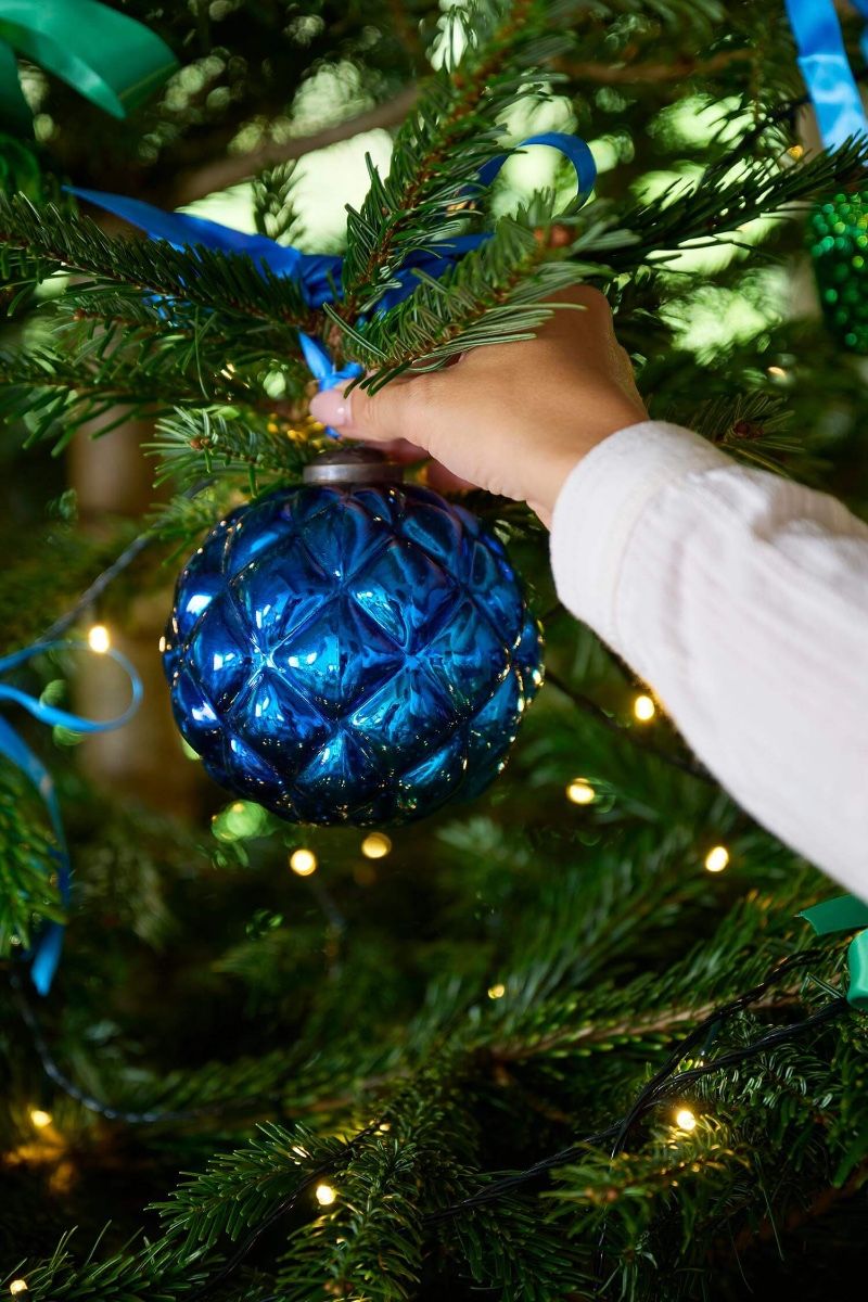 Glass Ornament / MOQ 4