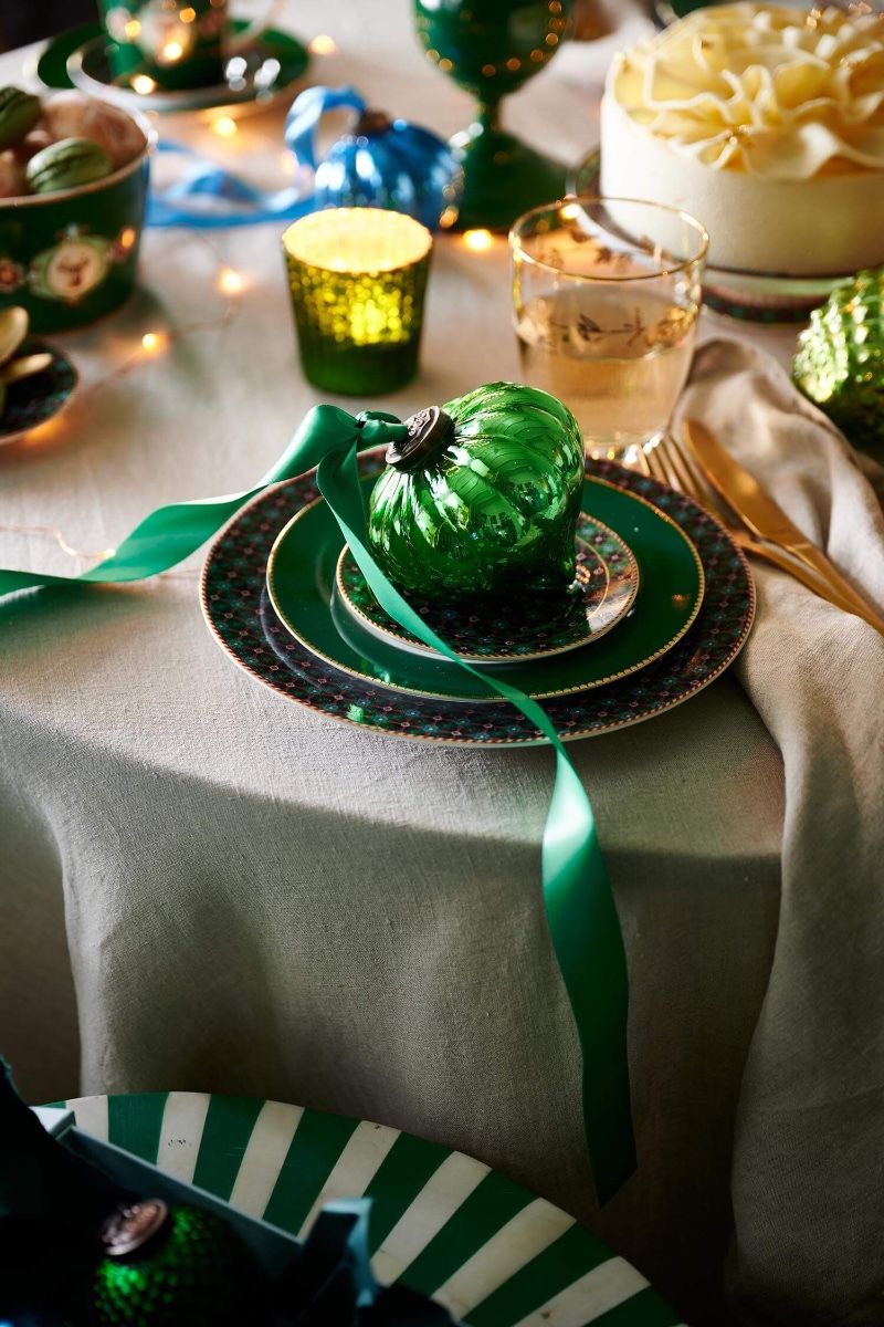 Glass Ornament / MOQ 4