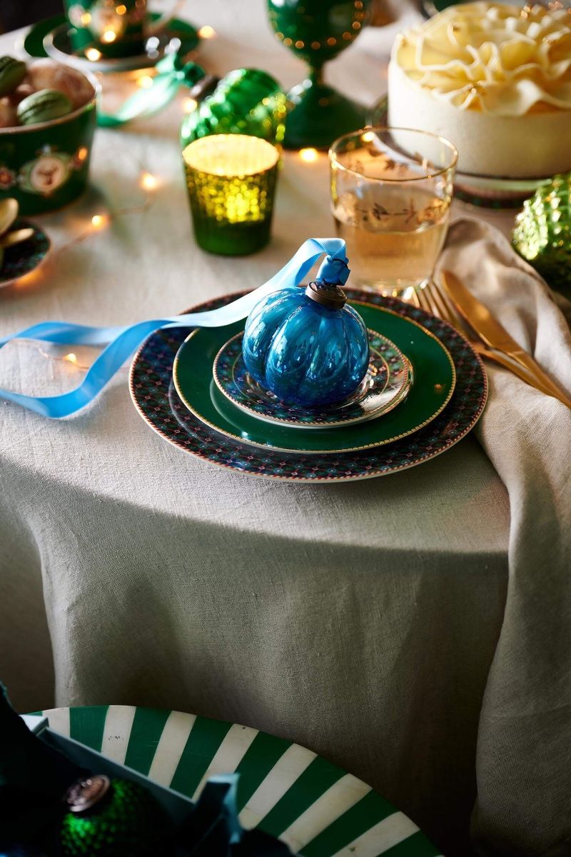 Glass Ornament / MOQ 4